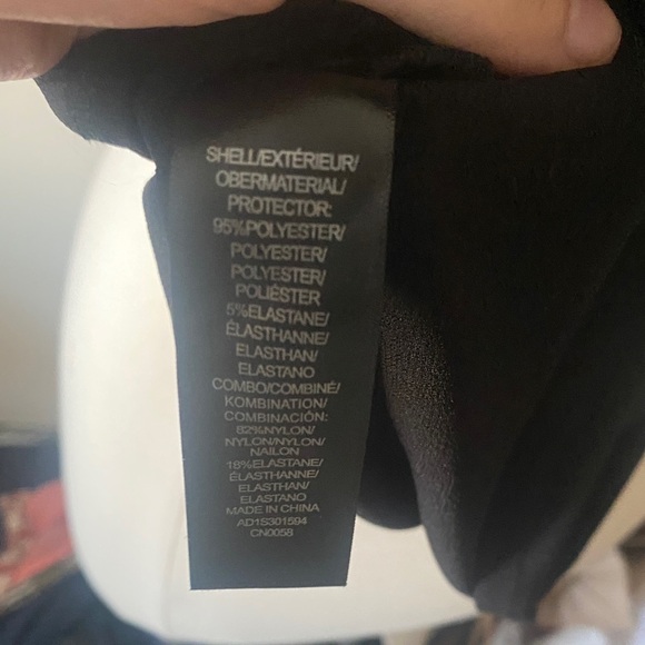 NWT Floral Mesh Yoke Top - Picture 5 of 6